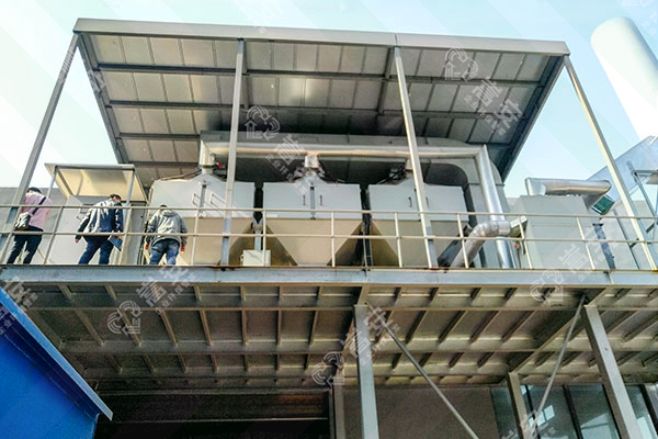 嵩安環(huán)保工程師現場調試廢氣處理設備