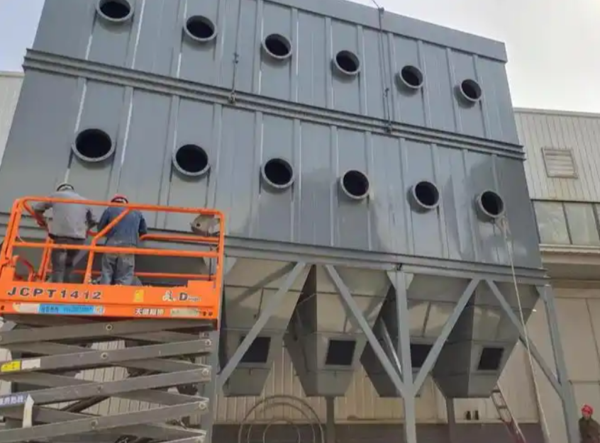 河南除塵設(shè)備廠家怎么選？布袋除塵器、濾筒除塵器哪家靠譜？資深技術(shù)顧問經(jīng)驗分享